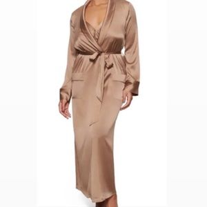 NWOT Skims Silk Sleep Robe - Sienna